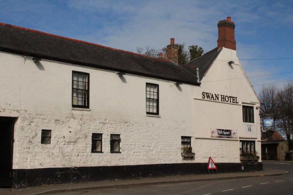 Bed and Breakfast The Swan Kineton  Exterior foto